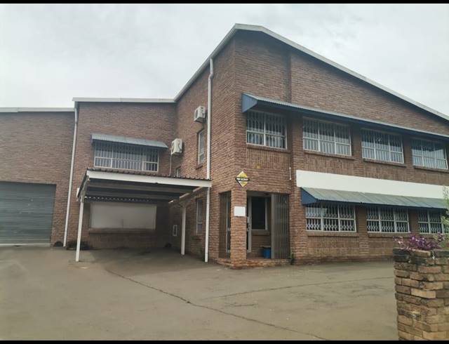 850M² WAREHOUSE TO LET IN MKONDENI